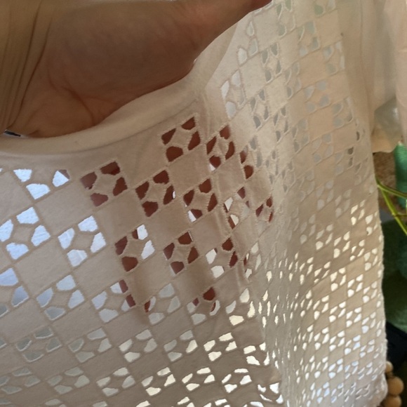 GAP | Eyelet White Short Sleeve Tee - Picture 4 of 8